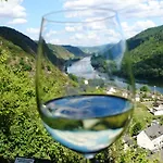 Weinhotel Hubertus Garni