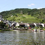 Hotel Weinhotel Hubertus Garni