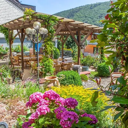 호텔 Weinhotel Hubertus Garni 클로텐
