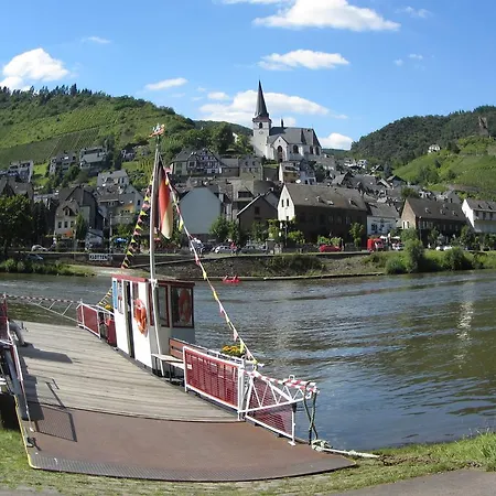 Hotel Weinhotel Hubertus Garni