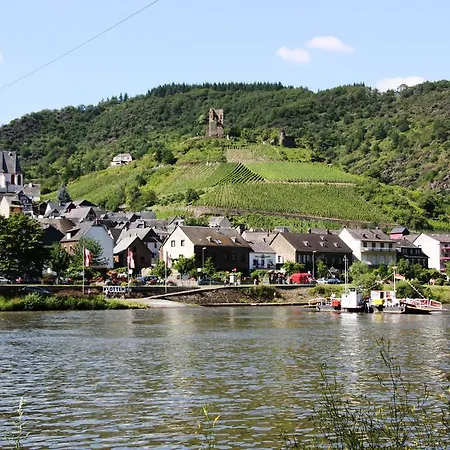 Hotel Weinhotel Hubertus Garni