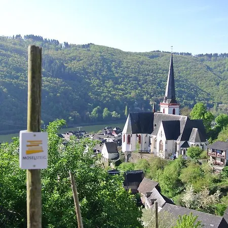 Hotel Weinhotel Hubertus Garni Klotten
