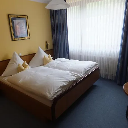 Weinhotel Hubertus Garni 호텔 클로텐