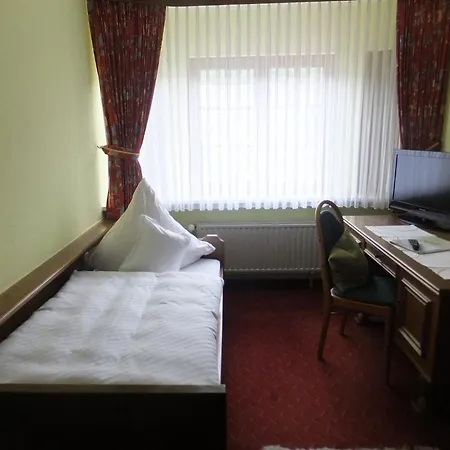 호텔 Weinhotel Hubertus Garni 클로텐