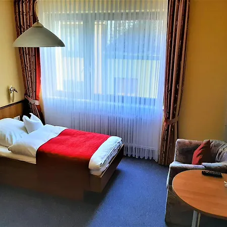 Weinhotel Hubertus Garni 호텔 3*