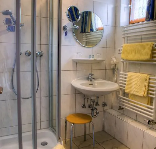 Hotel Weinhotel Hubertus Garni