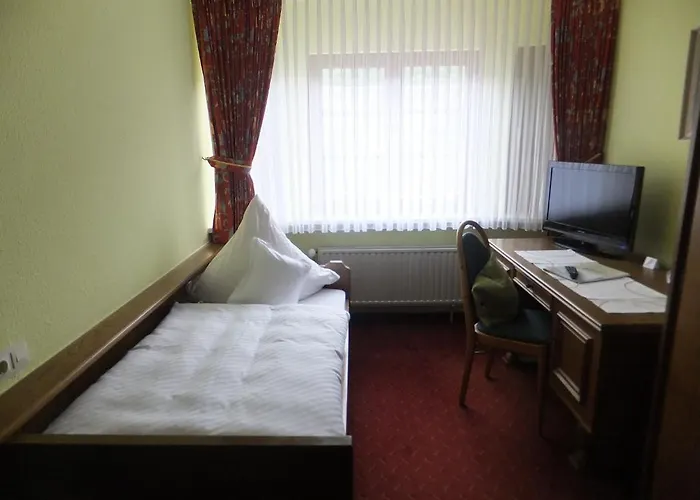 Hotel Weinhotel Hubertus Garni Klotten